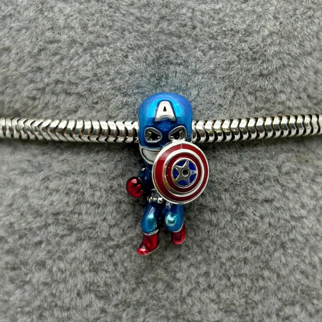 CHARM CAPITÁN AMÉRICA