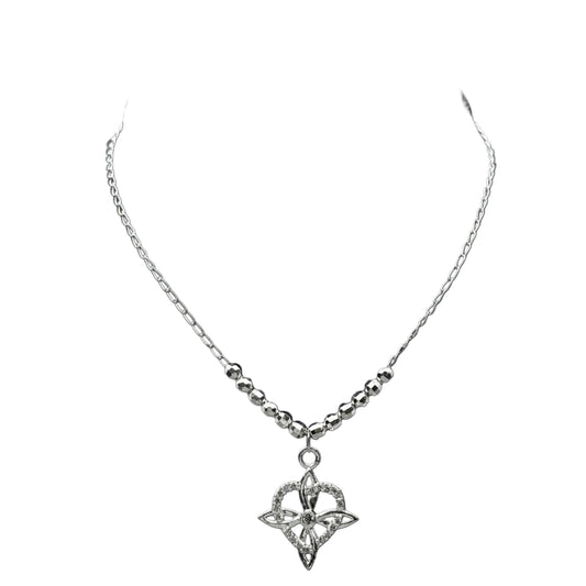 COLLAR CORAZÓN NUDO DE BRUJA
